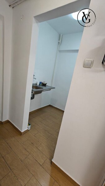 Universitate, Victoriei, Regina Elisabeta, garsoniera.